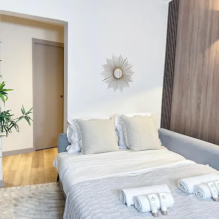 Champs - Elysees Finest Flat