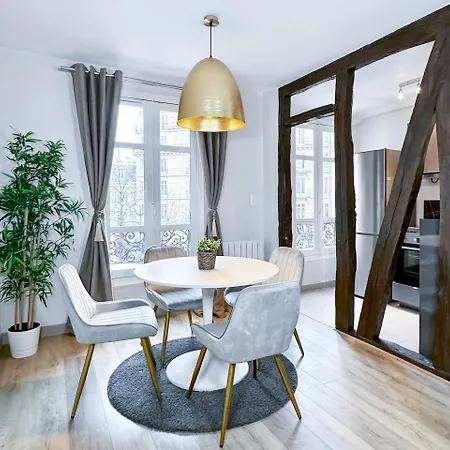 Champs - Elysees Finest Flat Apartmán