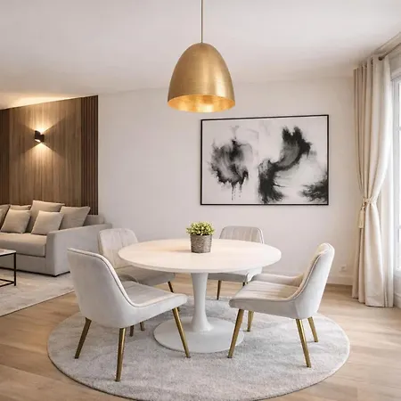 Arc De Triomphe - Premium For 4 *