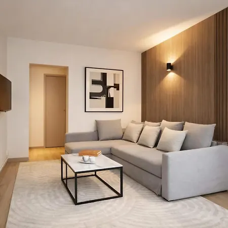 Arc De Triomphe - Premium For 4 *