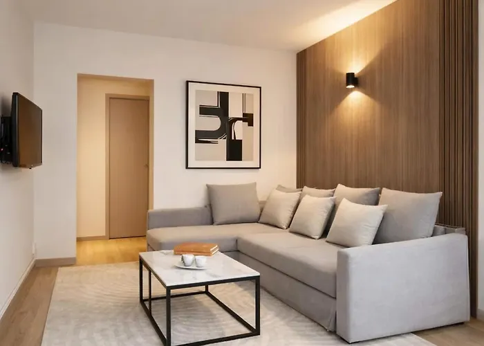Arc De Triomphe - Premium For 4 *